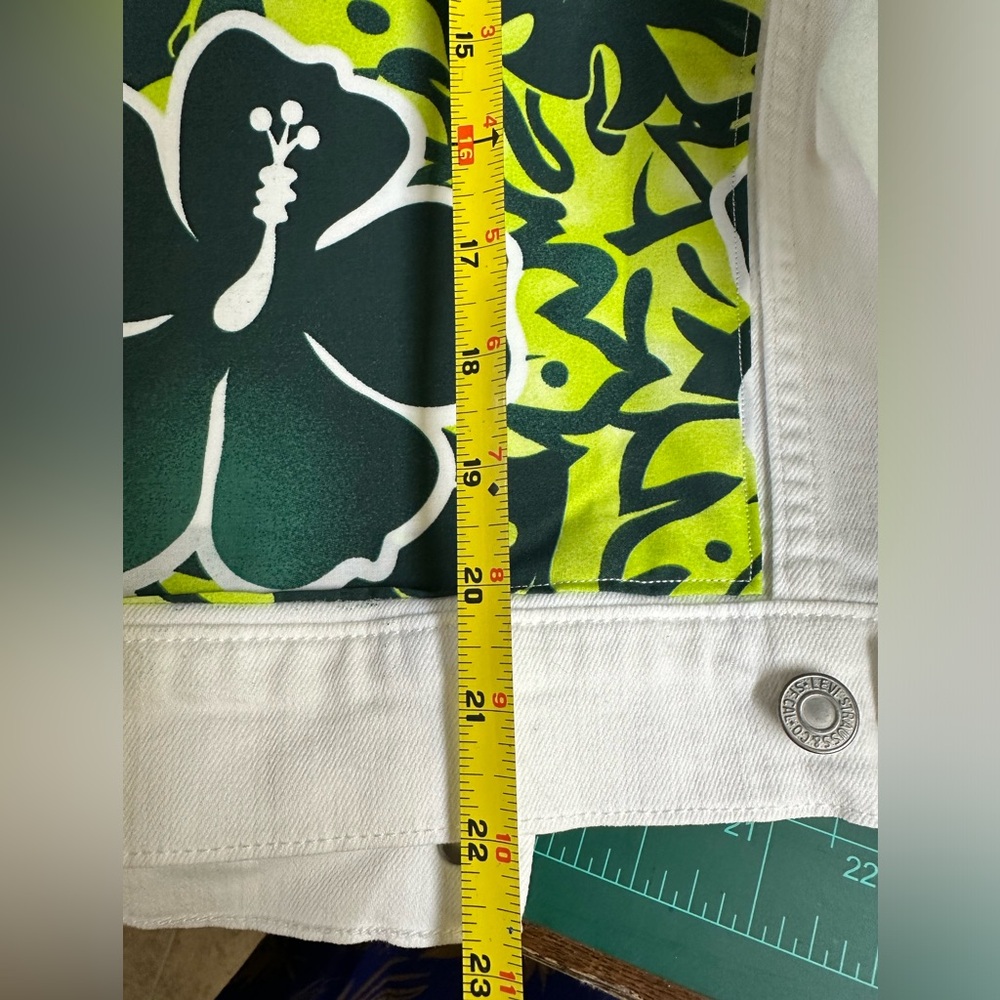 Levi Denim Jean Jacket - Picture 6 of 12